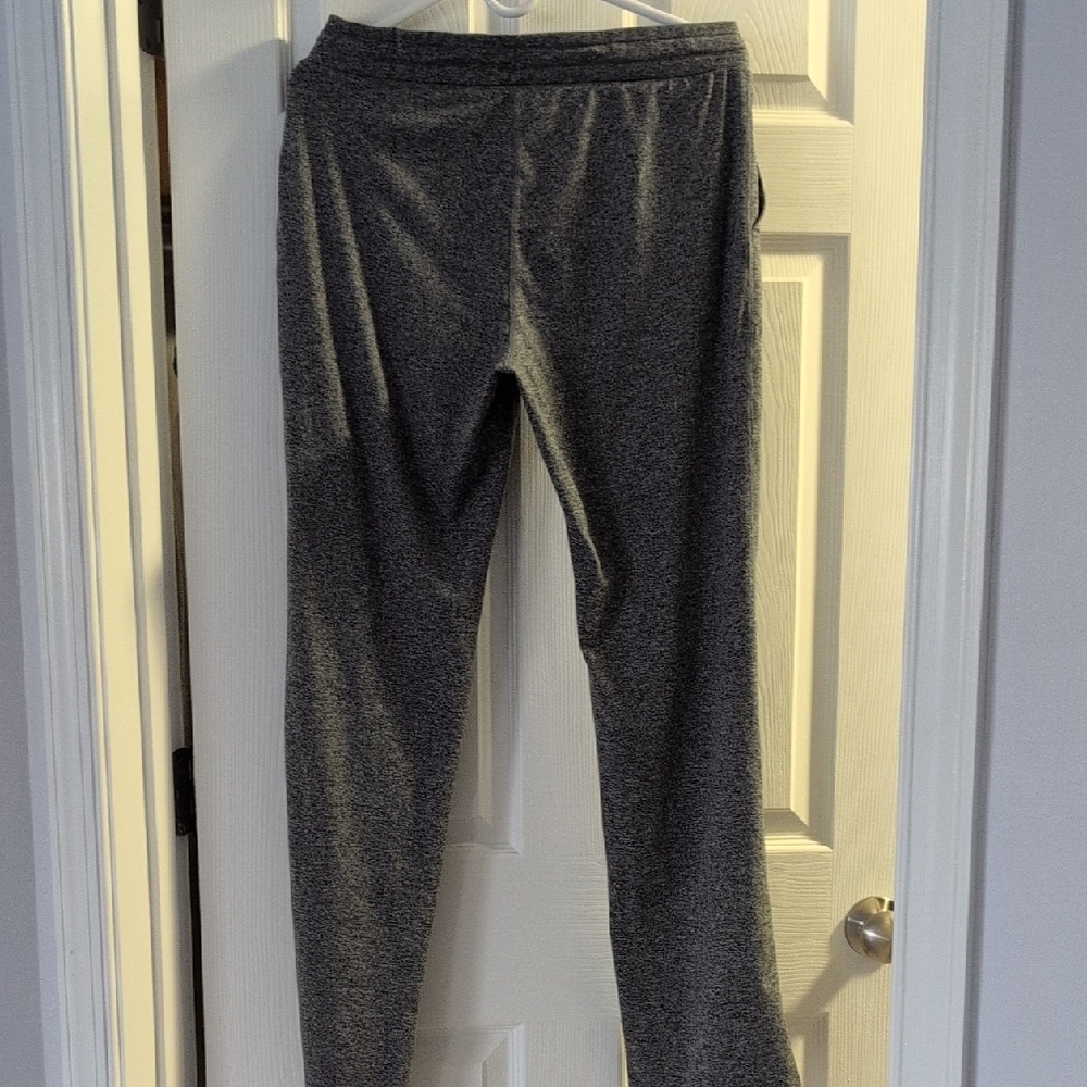 Vuori Women's Gray Track Pants - Picture 3 of 3